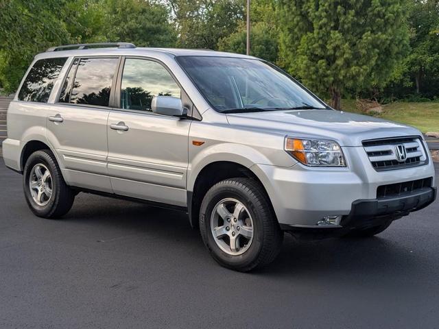 Photo of 2007 Billet Silver Metallic Honda Pilot