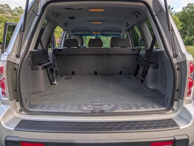 Photo of 2007 Billet Silver Metallic Honda Pilot