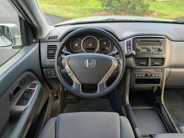 Photo of 2007 Billet Silver Metallic Honda Pilot