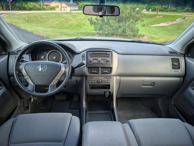 Photo of 2007 Billet Silver Metallic Honda Pilot
