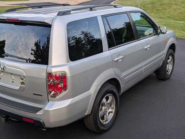 Photo of 2007 Billet Silver Metallic Honda Pilot