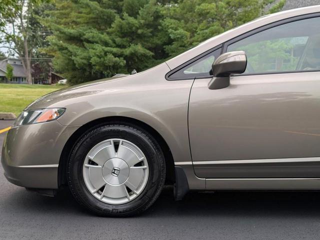 Photo of 2007 Beige Honda Civic Hybrid