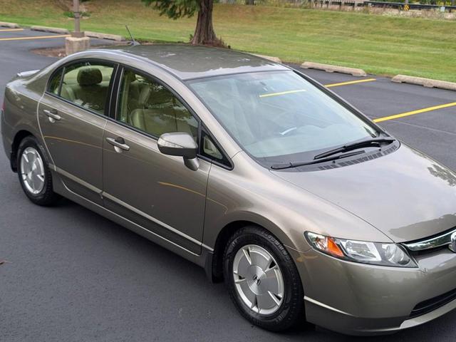 Photo of 2007 Beige Honda Civic Hybrid
