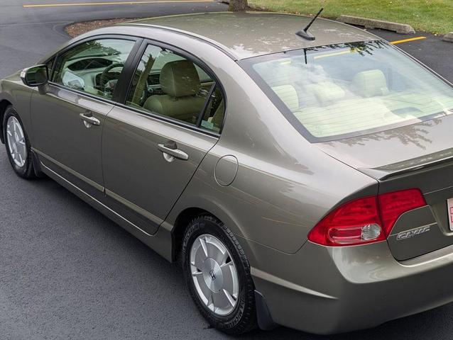 Photo of 2007 Beige Honda Civic Hybrid