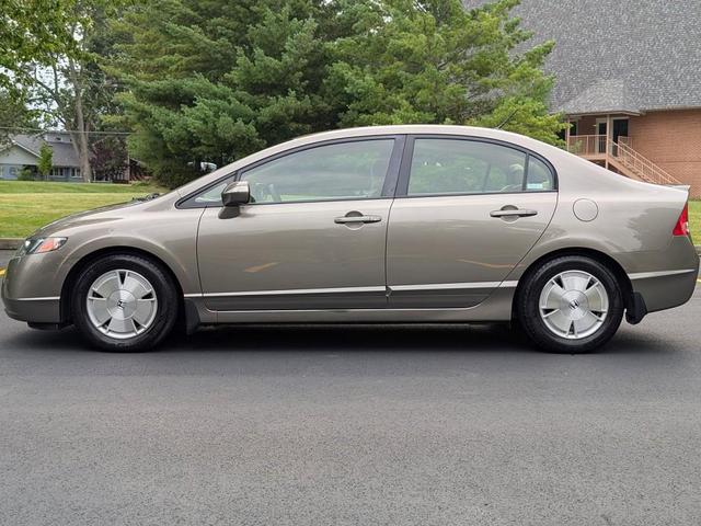 Photo of 2007 Beige Honda Civic Hybrid