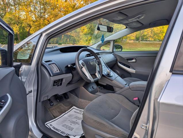 Photo of 2010 Classic Silver Metallic Toyota Prius