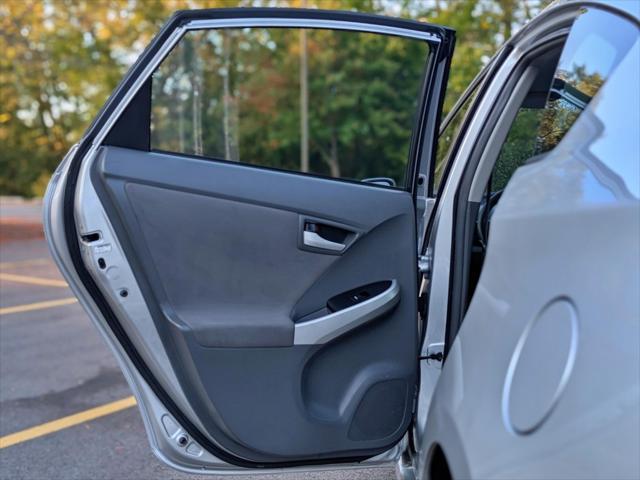 Photo of 2010 Classic Silver Metallic Toyota Prius
