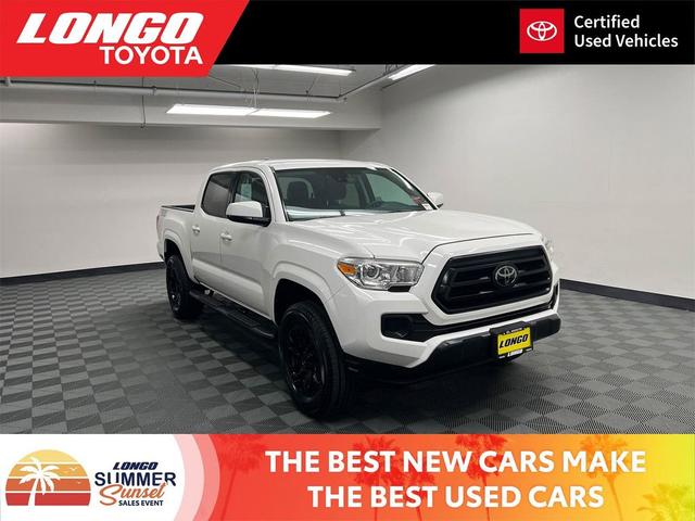 Photo of 2021 Super White Toyota Tacoma