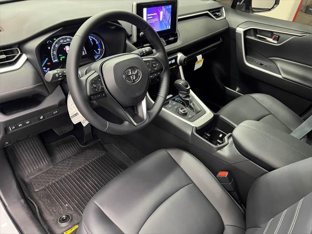 Photo of 2025 Wind Chill Pearl Toyota RAV4 Hybrid