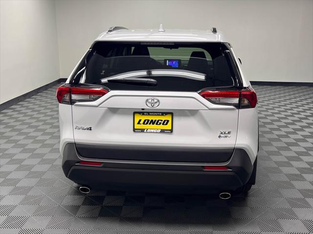 Photo of 2025 Wind Chill Pearl Toyota RAV4 Hybrid