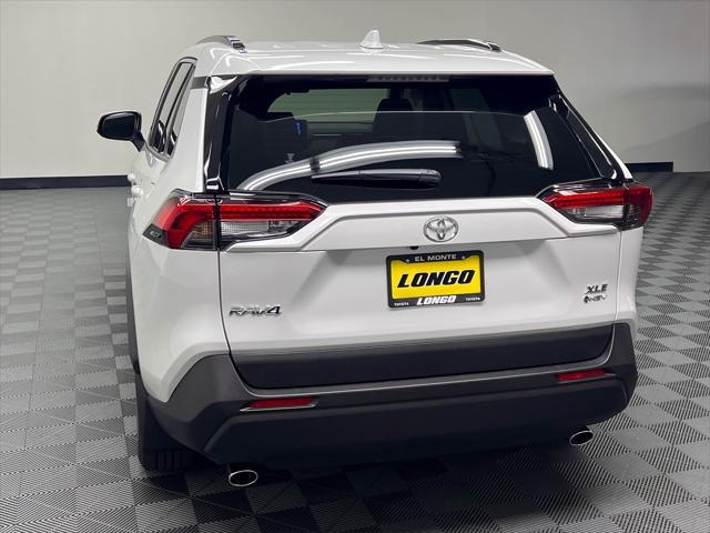 Photo of 2025 Wind Chill Pearl Toyota RAV4 Hybrid