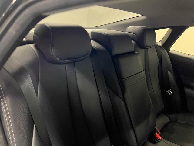 Photo of 2022 Black Toyota Mirai