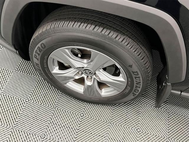 Photo of 2022 Midnight Black Metallic Toyota RAV4