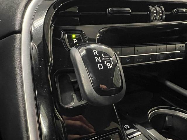 Photo of 2022 Black Toyota Mirai
