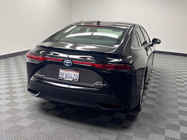 Photo of 2022 Black Toyota Mirai