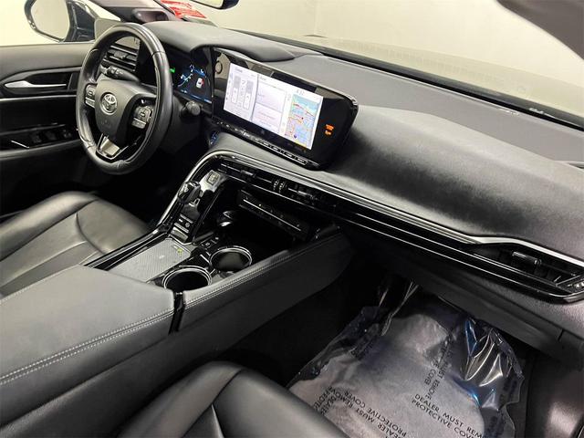 Photo of 2022 Black Toyota Mirai