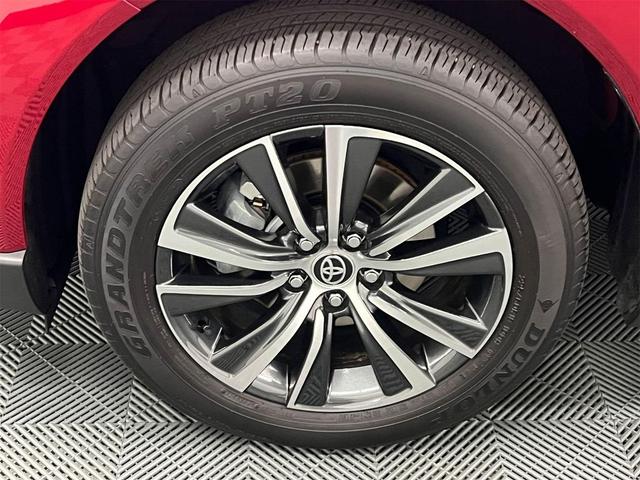 Photo of 2024 Ruby Flare Pearl Toyota Venza