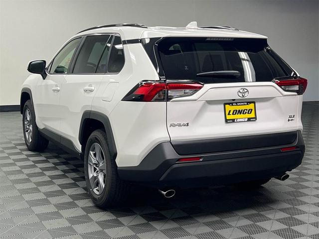 Photo of 2025 Ice Cap Toyota RAV4 Hybrid