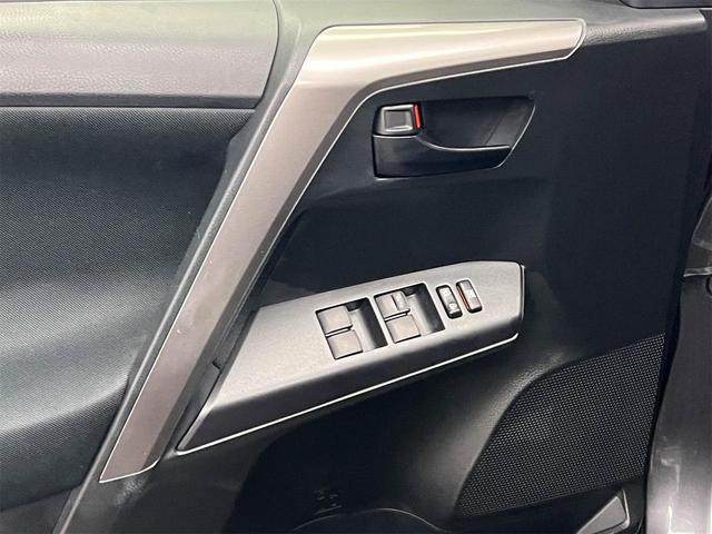 Photo of 2017 Magnetic Gray Metallic Toyota RAV4