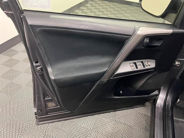 Photo of 2017 Magnetic Gray Metallic Toyota RAV4