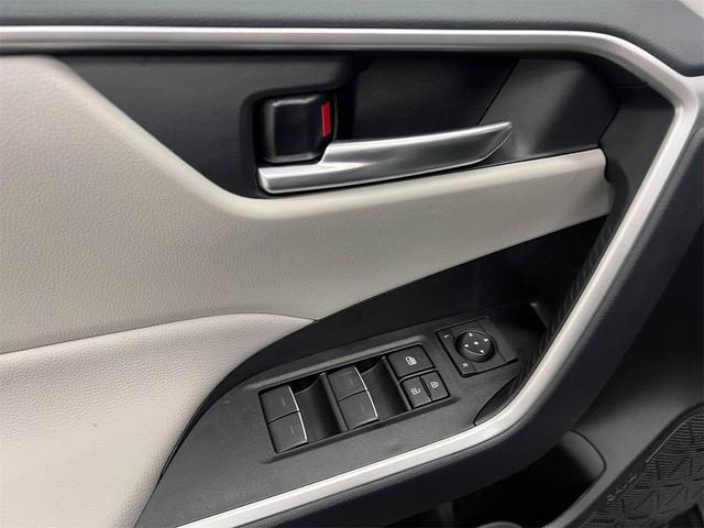 Photo of 2025 Silver Sky Metallic Toyota RAV4 Hybrid