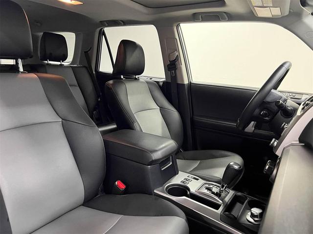 Photo of 2022 Classic Silver Metallic Toyota 4Runner