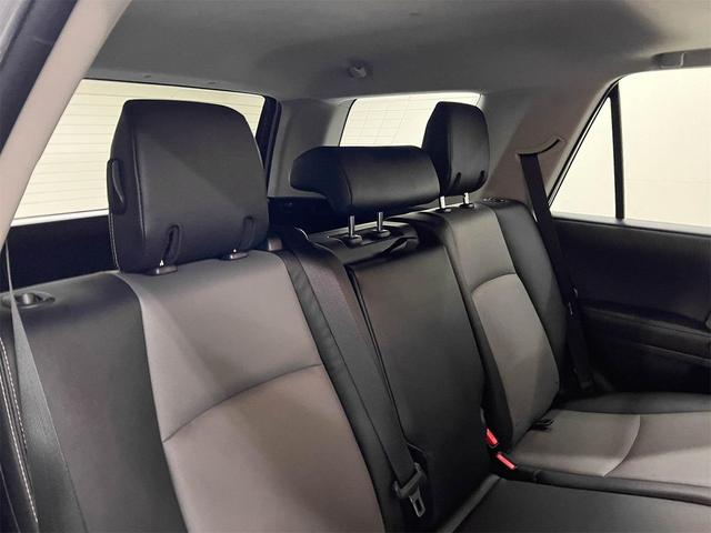 Photo of 2022 Classic Silver Metallic Toyota 4Runner