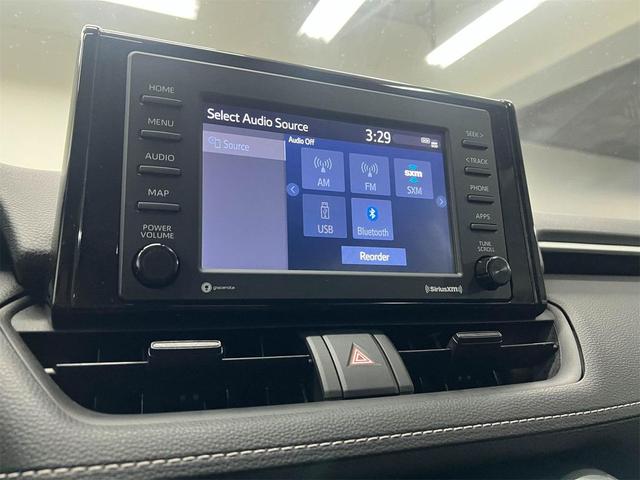 Photo of 2022 White Toyota RAV4