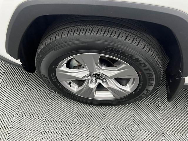 Photo of 2022 White Toyota RAV4