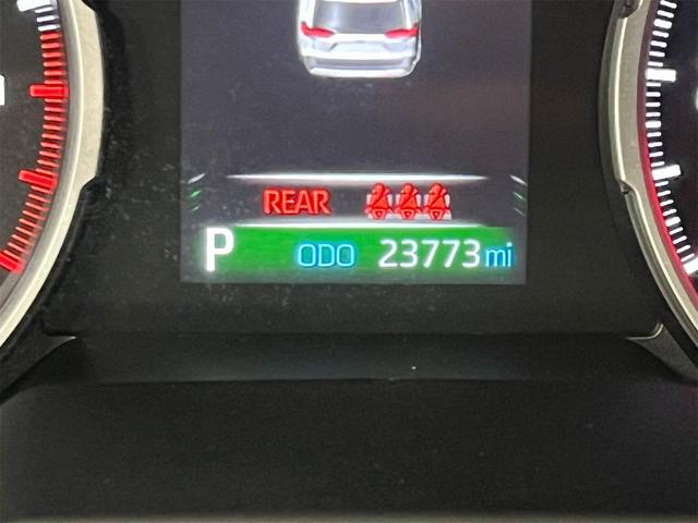 Photo of 2022 White Toyota RAV4
