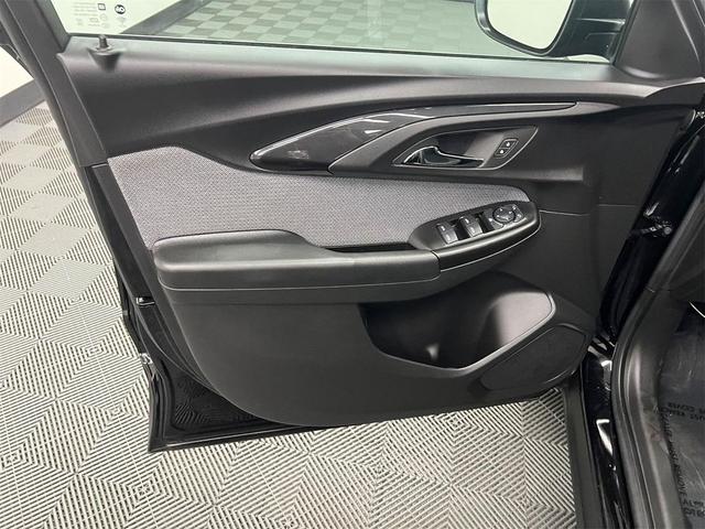 Photo of 2023 Mosaic Black Metallic Chevrolet Trailblazer