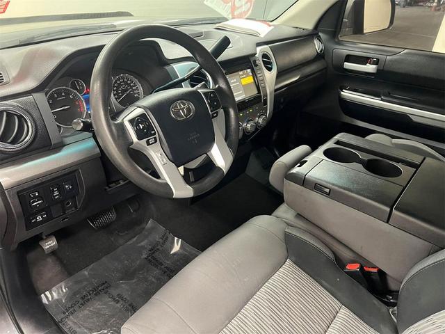 Photo of 2016 Magnetic Gray Metallic Toyota Tundra
