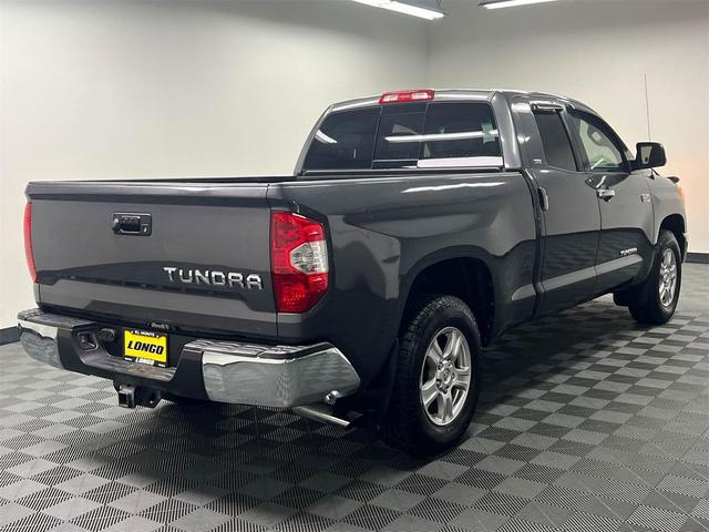 Photo of 2016 Magnetic Gray Metallic Toyota Tundra