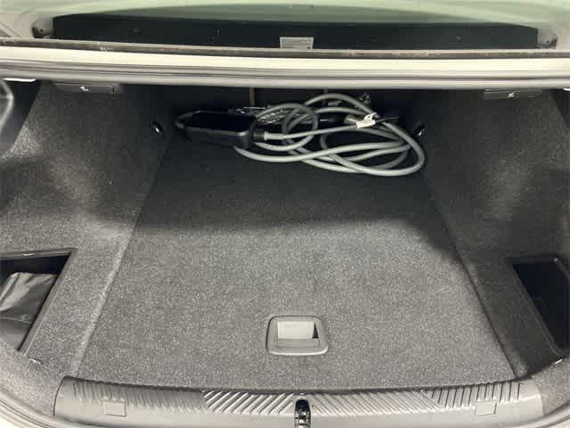 Photo of 2025 Alpine White BMW i5