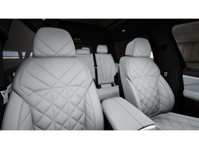 Photo of 2026 Skyscraper Grey Metallic BMW X7