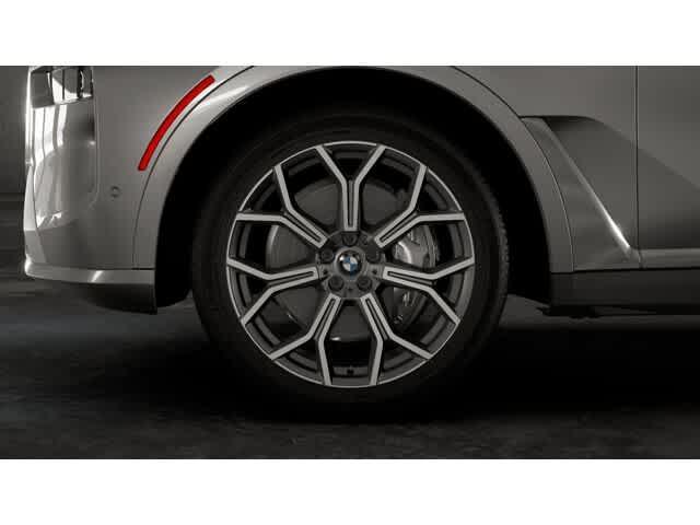 Photo of 2026 Skyscraper Grey Metallic BMW X7