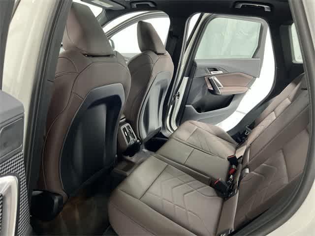 Photo of 2025 Alpine White BMW X1