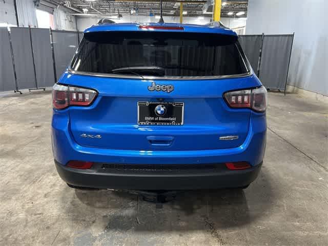 Photo of 2018 Laser Blue Pearlcoat Jeep Compass