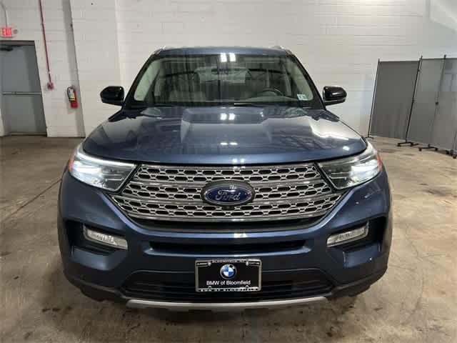 Photo of 2020 BLUE METALLIC Ford Explorer