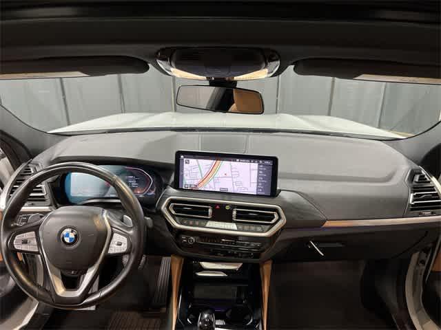 Photo of 2022 Alpine White BMW X4
