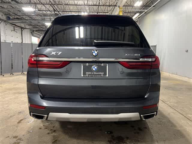 Photo of 2019 Arctic Gray Metallic BMW X7