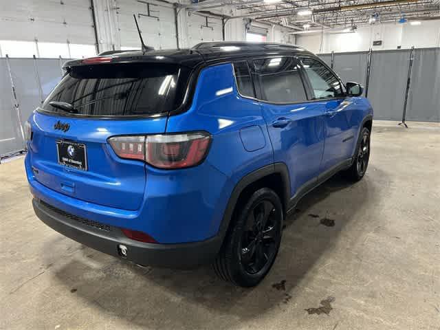 Photo of 2020 Laser Blue Pearlcoat Jeep Compass