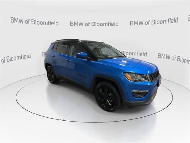 Photo of 2020 Laser Blue Pearlcoat Jeep Compass