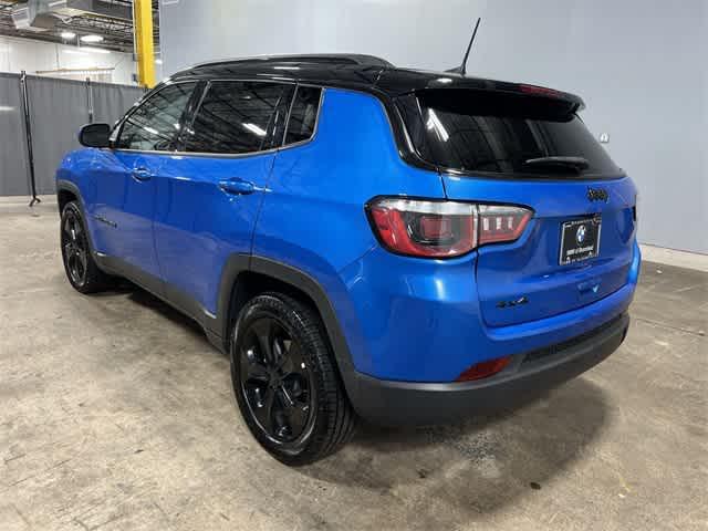 Photo of 2020 Laser Blue Pearlcoat Jeep Compass