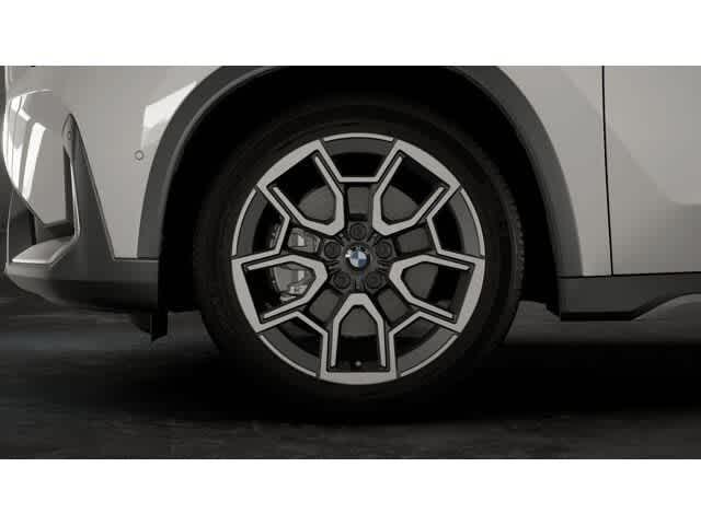 Photo of 2026 Alpine White BMW X1