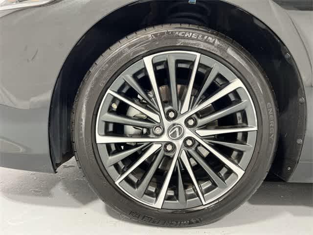 Photo of 2022 Caviar Lexus ES 300h