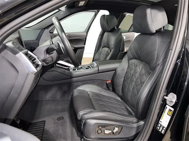 Photo of 2025 Black BMW X6