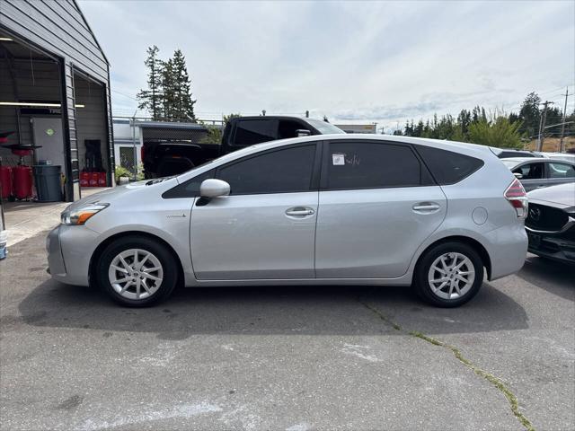 2017 Toyota Prius V