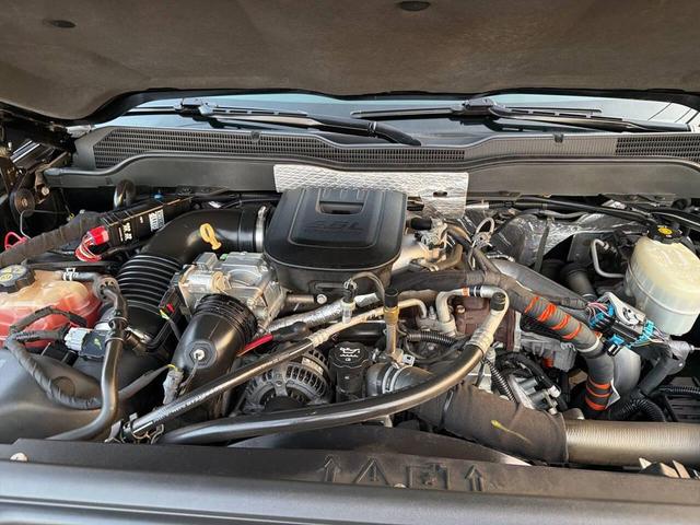 Photo of 2015 Black Chevrolet Silverado 3500