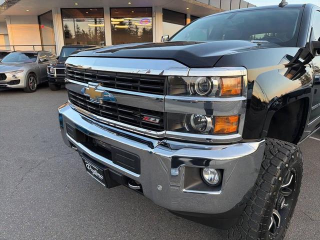 Photo of 2015 Black Chevrolet Silverado 3500